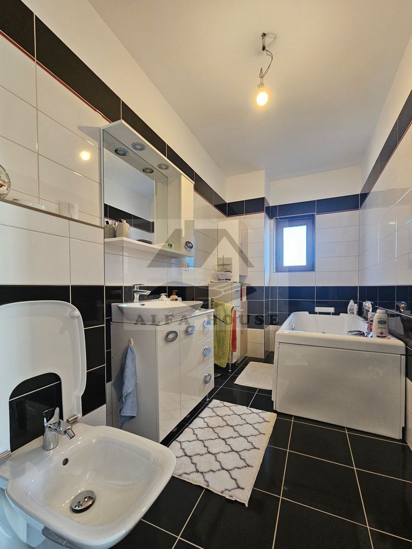 Casă individuala cu 5 camere, 270 mp, Tractorul - zona Coresi - Poză 24