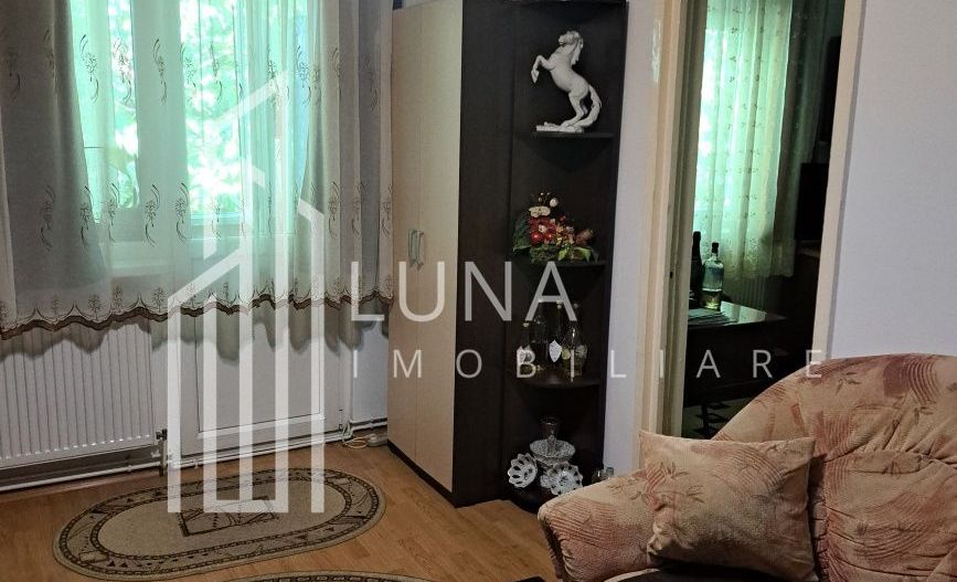 Apartament 3 camere de vânzare | Dâmbu Pietros - Poză 2