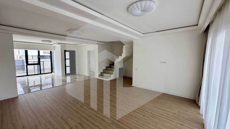 Cristian | Duplex |118mpu+ Mansarda amenajata | La Cheie| 158mp Teren - Poză 2