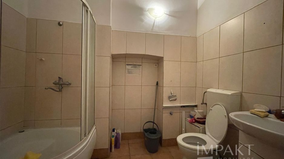 Apartament cu 2 camere decomandate spre vanzare in zona Ultracentrala! - Poză 4