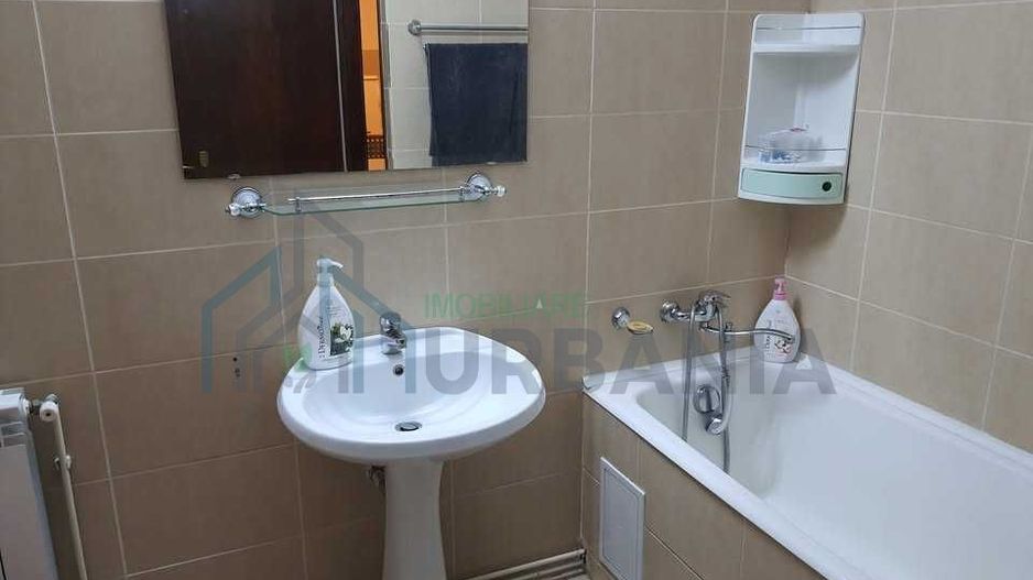 Inchiriez Apartament 2 camere Green Park Tatarasi - Poză 2