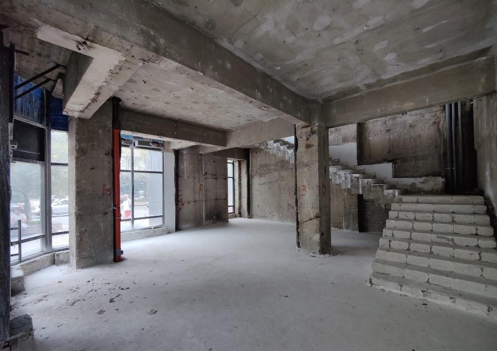 Spatiu Comercial || Pretabil Clinica zona Blv Unirii 700 mp || vis a vis Zepter - Poză 4