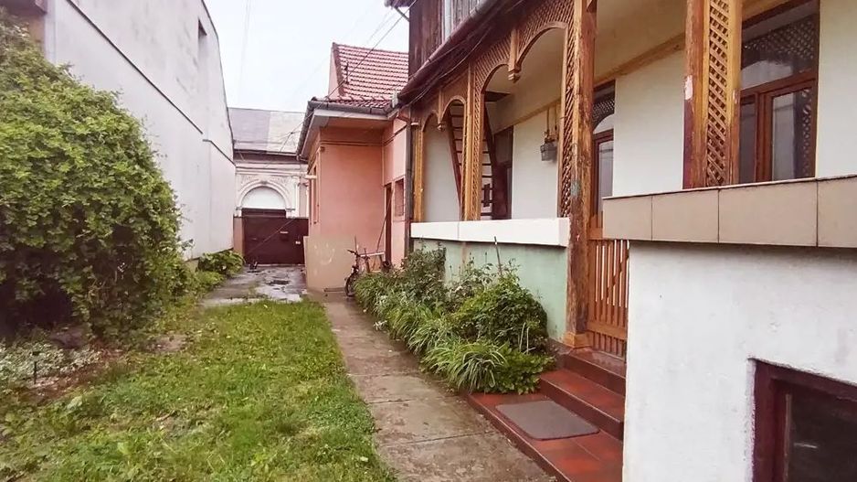 BRASADAS vinde ap 2 cam PARTER la curte zona CENTRALA. - Poză 7