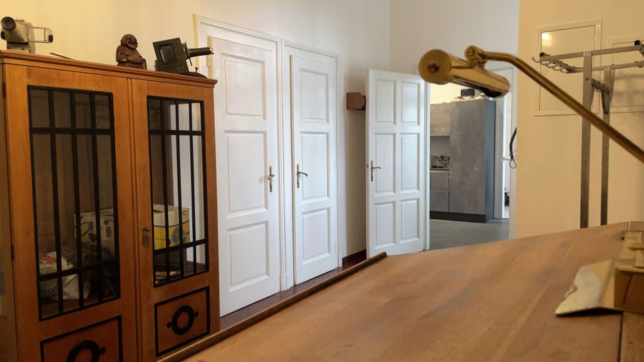 Apartament 5 camere , cladire istorica , renovat complet. - Poză 12