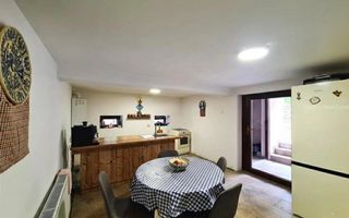 Casa renovata in Fantanele - Poză 11