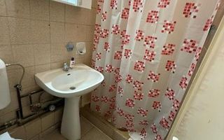 De închiriat – Garsonieră luminoasă, poziționată central - Poză 6