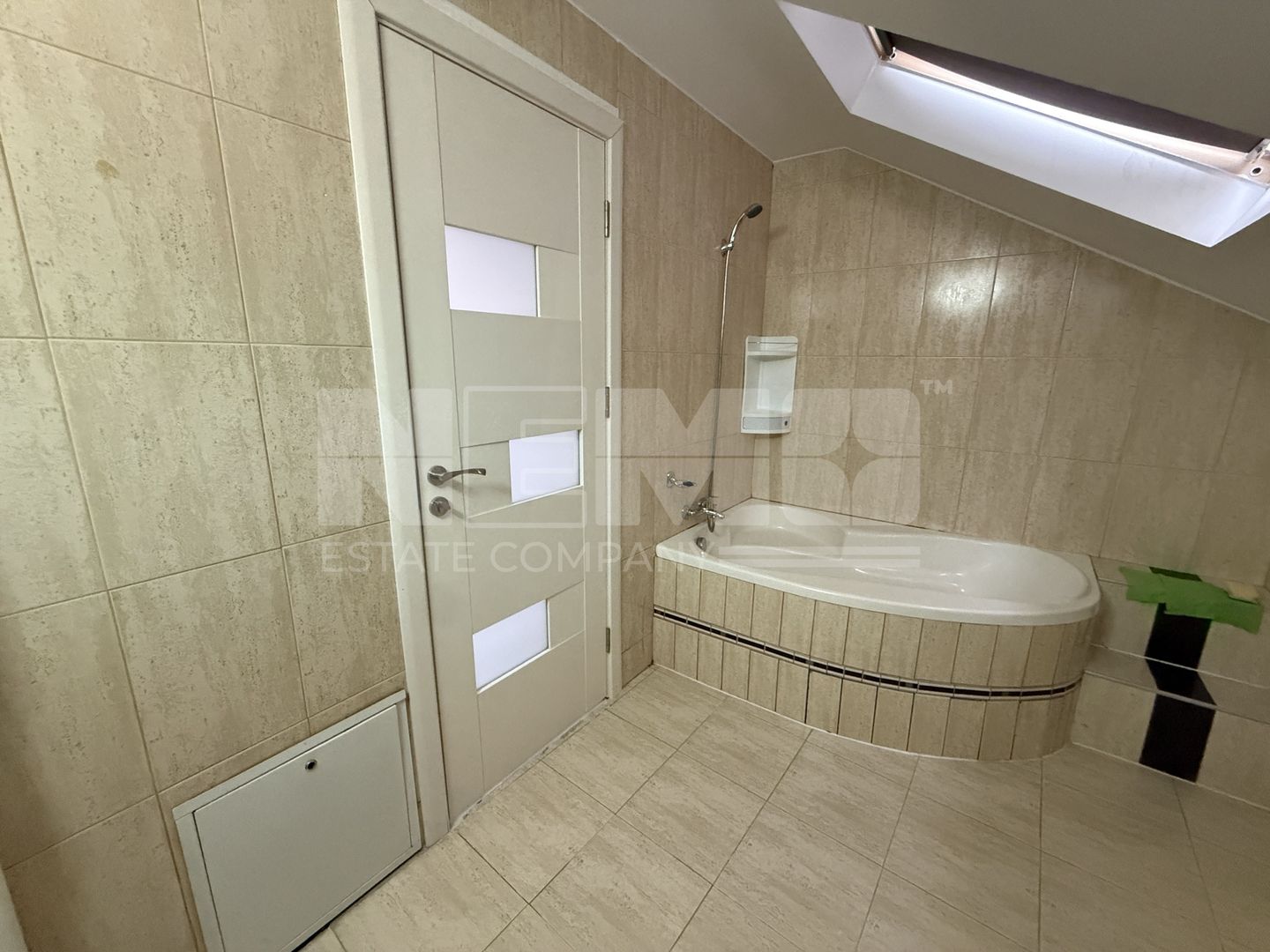 Apartament 3 camere | 80 MP | Curte si parcare | 62.000 EURO - Poză 11
