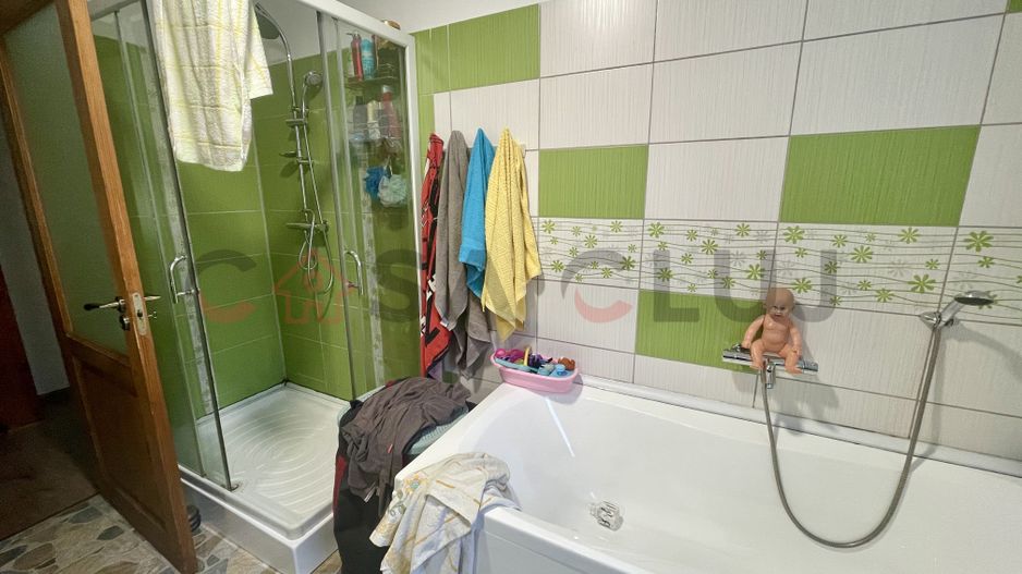 Imobil cu multiple posibilități de utilizare, cu doua locuri de parcare in curte - Poză 27