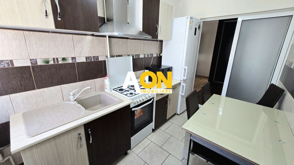 Apartament 2 Camere, Renovat Zona Cetate, Bloc cu Lift - Poză 8