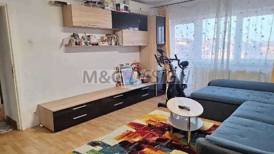 Apartament 4 camere zona lipovei - Poză 1