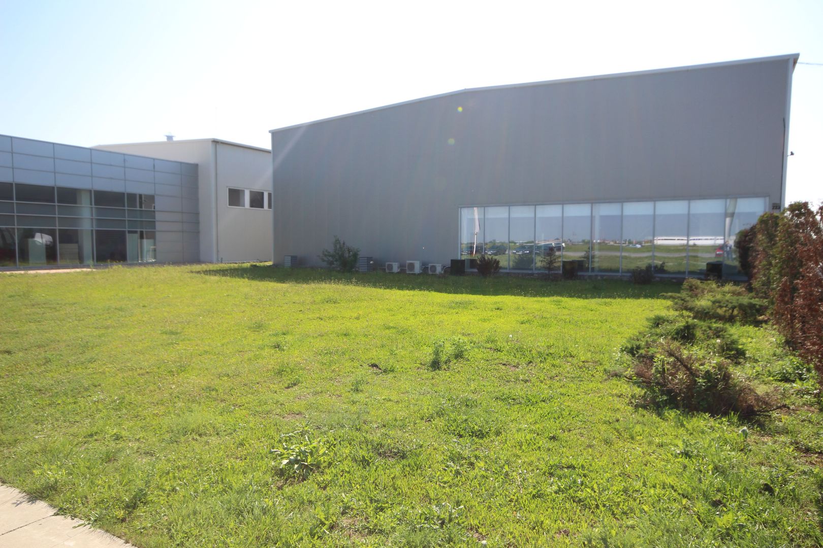 Spatiu Comercial,Showroom si birouri - inchiriere- 900 mp.  zona Calea Sagului - Poză 8