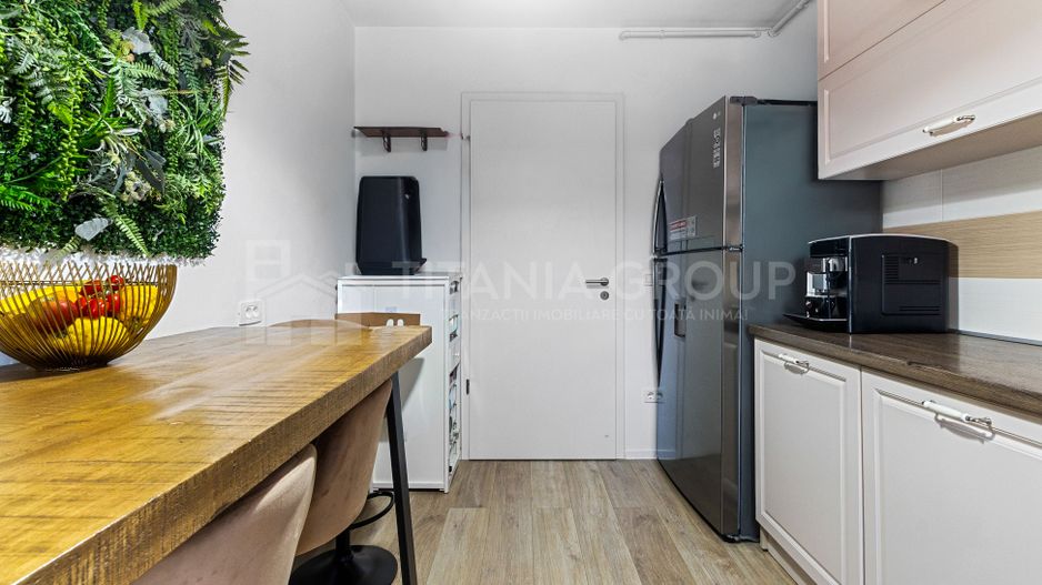 Apartament cochet mobilat-utilat, 3 camere, parcare, boxa, Kasper Coresi - Poză 12