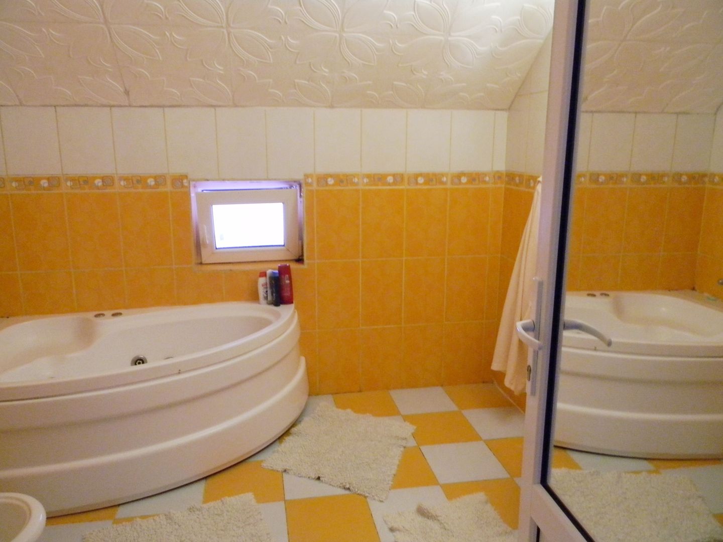 Casa mobilata in Centrul Mun. Sacele - Poză 15