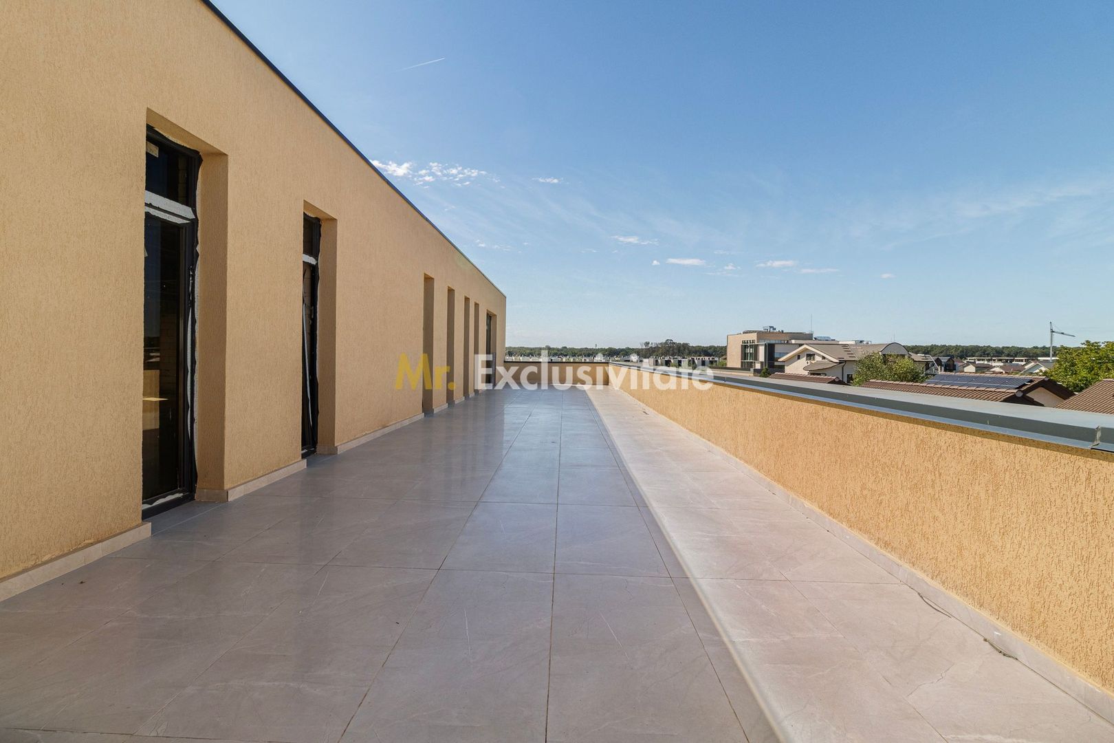 Spatiu comercial de la 14 euro de inchiriat Amber Forest Plaza - Poză 11