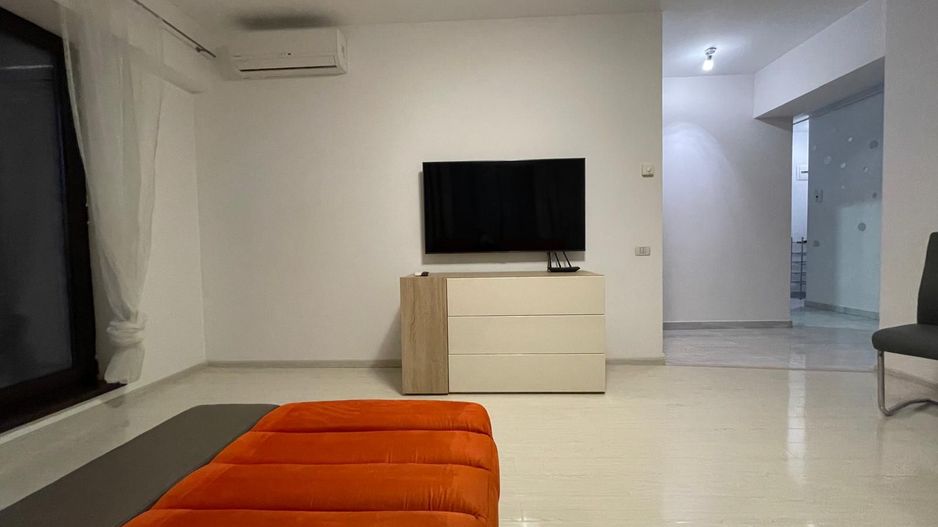 2 camere | Unirii – Str. Anton Pann | parcare subterană | etaj 1 - Poză 3