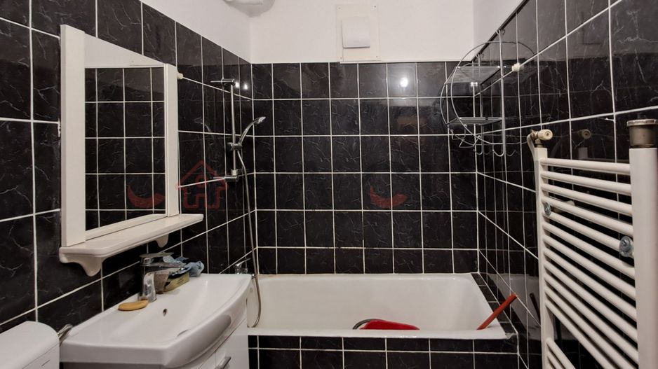 2 camere Decomandate, Etaj 2/4, Zona Horea!! - Poză 7