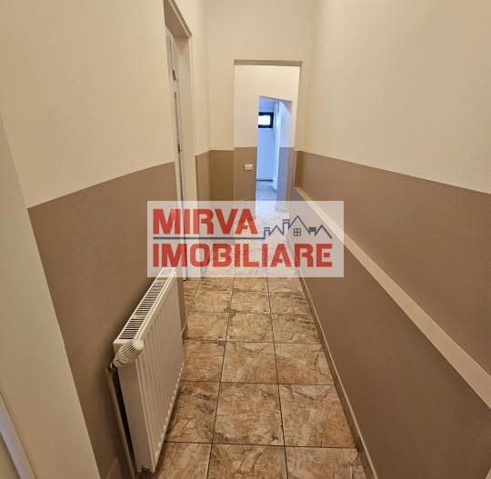 🏢 Spațiu de birouri – 5 camere, 3 băi – Mansardă vilă, Central - Poză 25