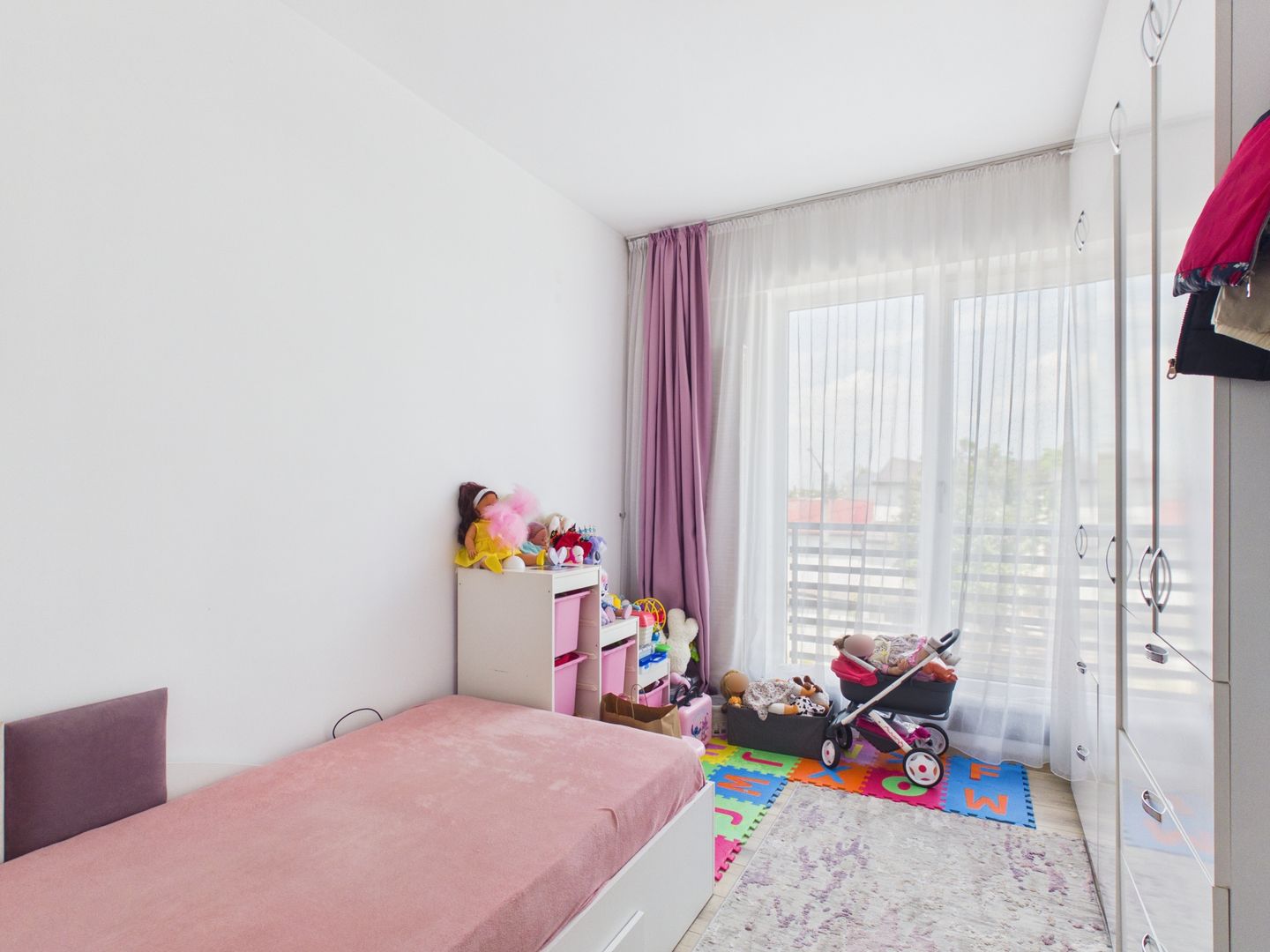 Apartament cu 3 camere la parcul Maica Teofana - Poză 6
