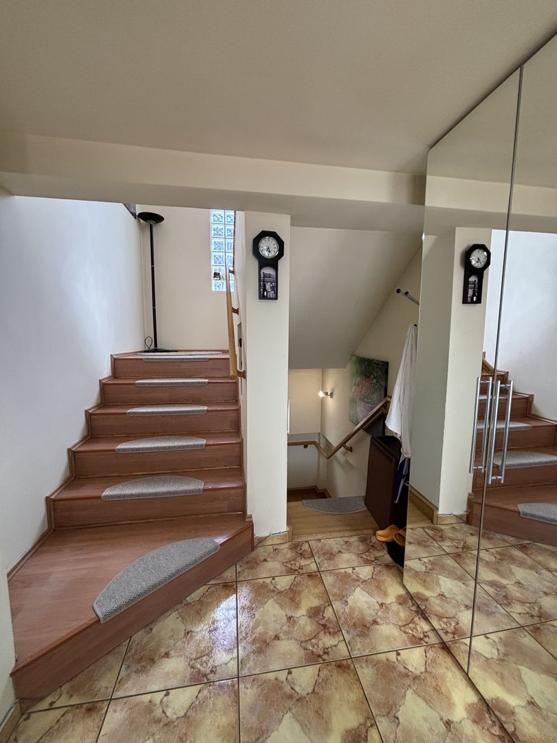 Apartament privat la casa la 5 minute de Piața Victoriei - Poză 11