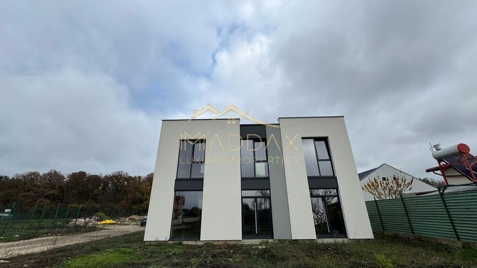 Vila balotesti - Poză 43