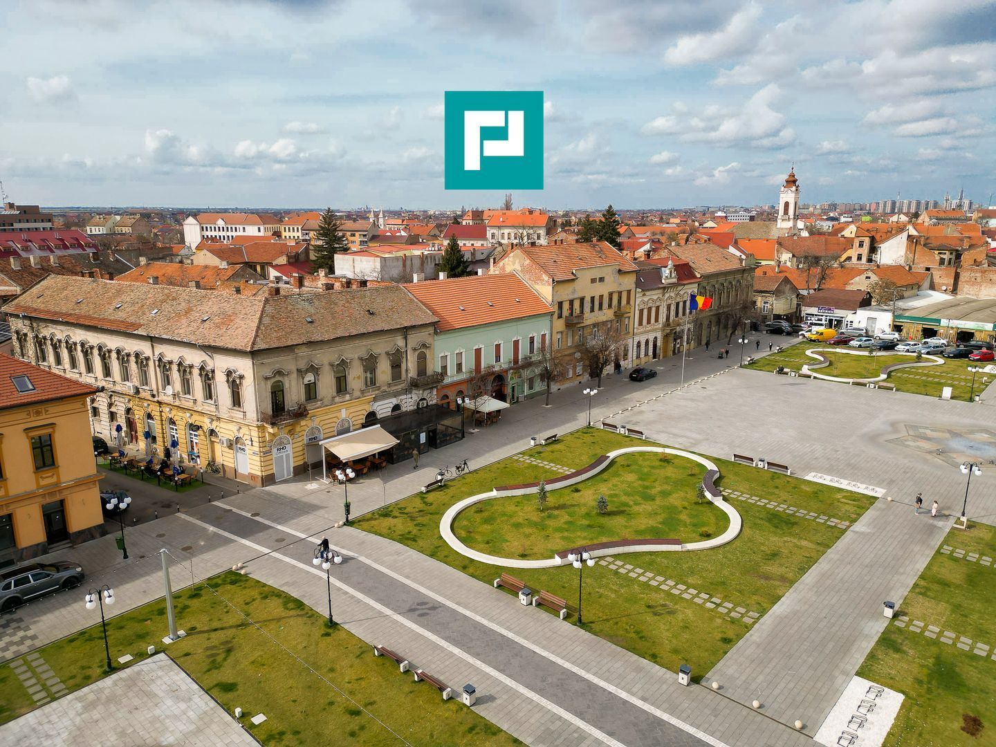 Apartament la casă, 3 camere - P-ța Catedralei - Poză 1