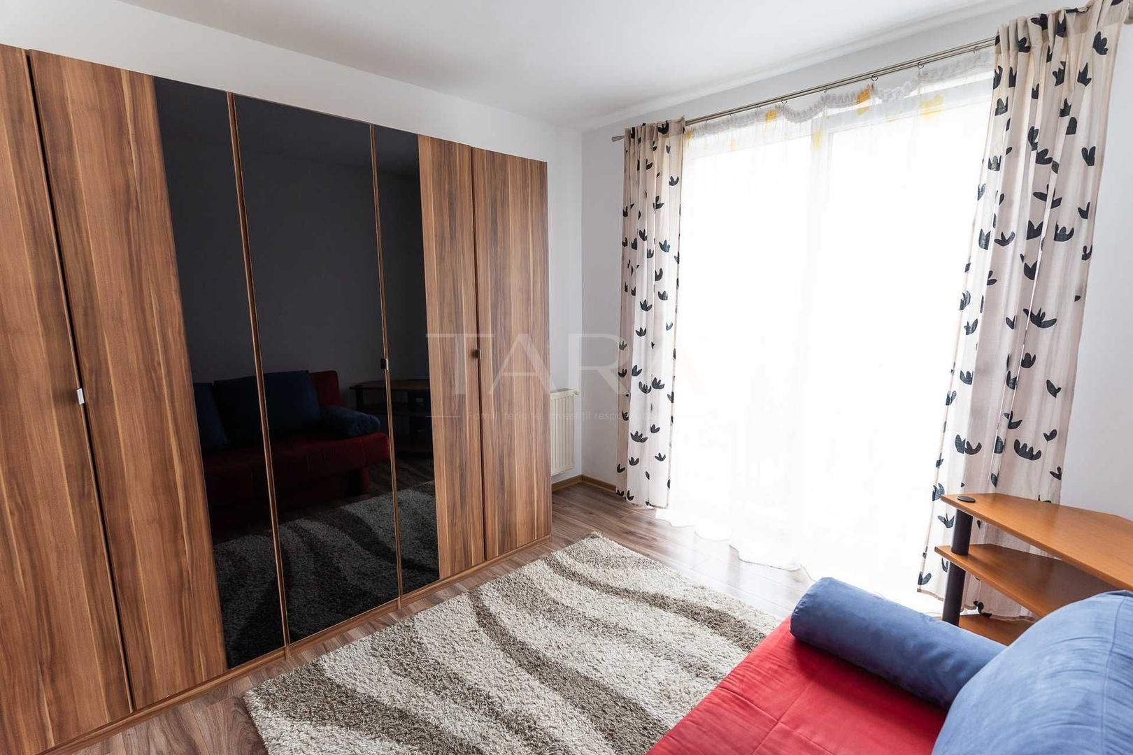 Apartament cu 2 camere și 2 terase în zona Eroilor. - Poză 2