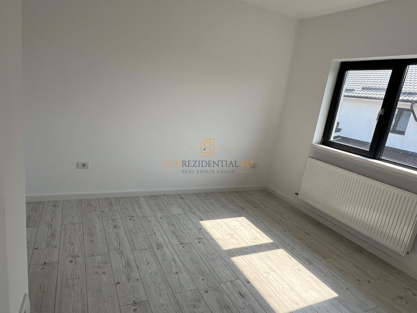 Vila Individuala Moderna / 4 Camere / 2 Bai / Zona centrala - Poză 11