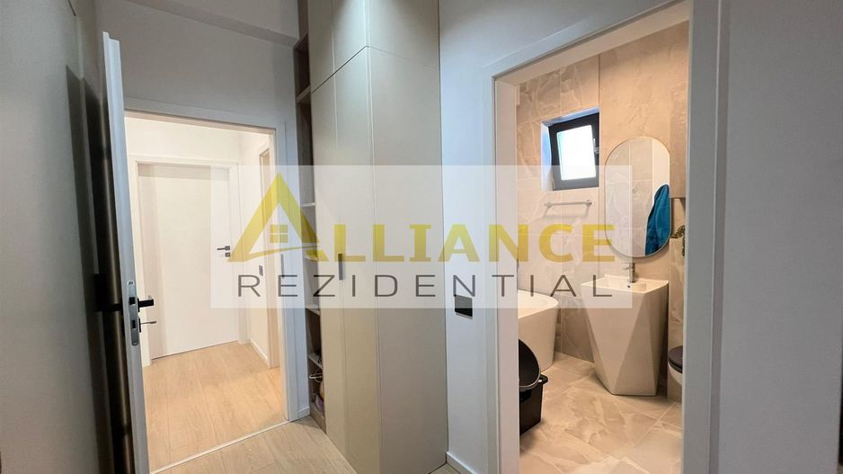 Casa individuala - 4 camere - 2 bai - la 5 min de RATB - Poză 16