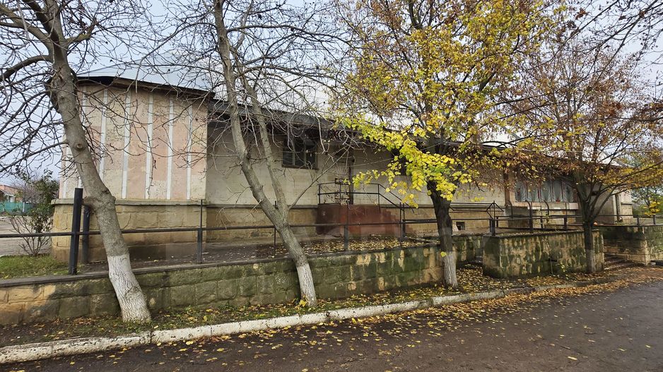 Vânzare, spațiu comercial, sat. Speia, r-nul Anenii Noi. - Poză 3