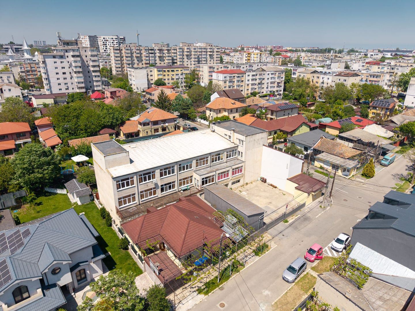 Spatiu comercial premium de inchiriat cu parcare si lift/Constanta - Poză 5