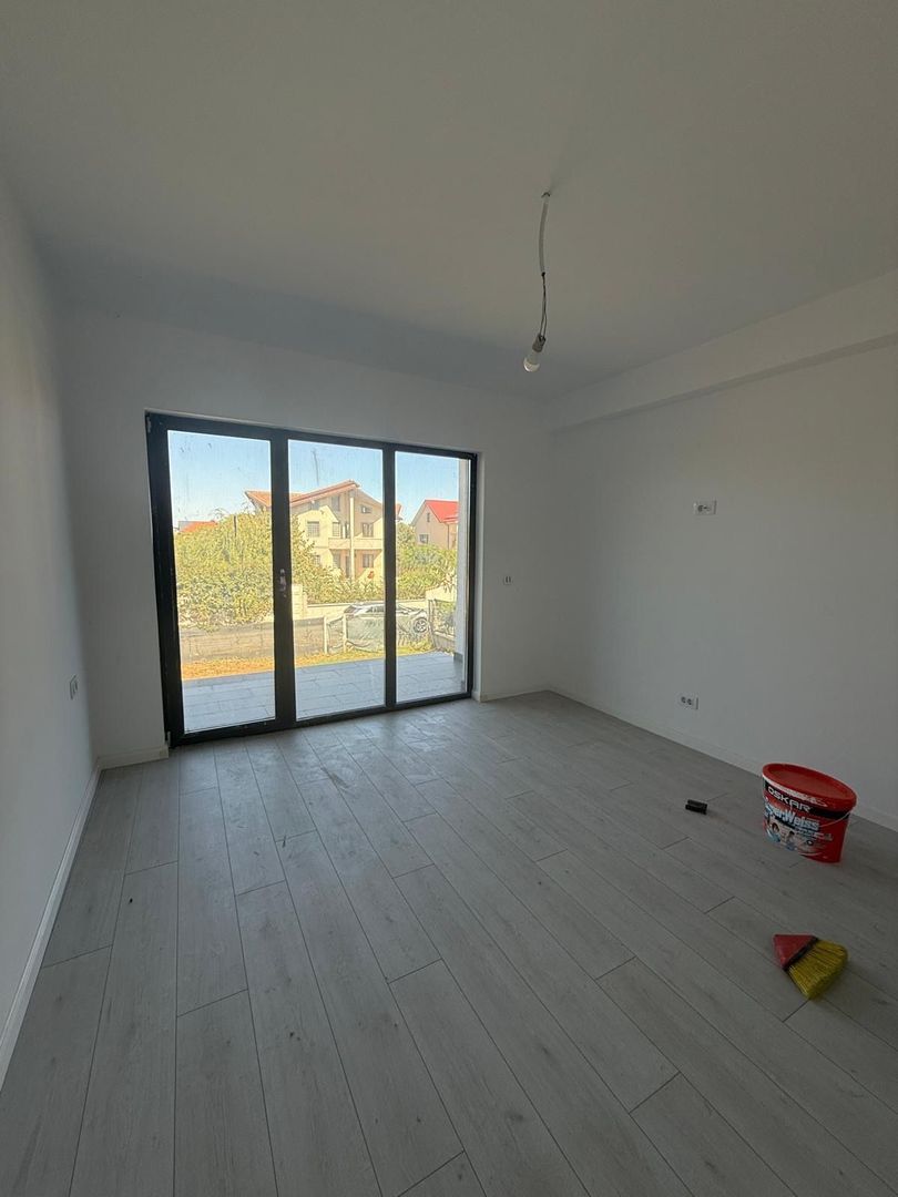 De vanzare – jumatate de duplex modern, parter + etaj | 150 mp utili | - Poză 9