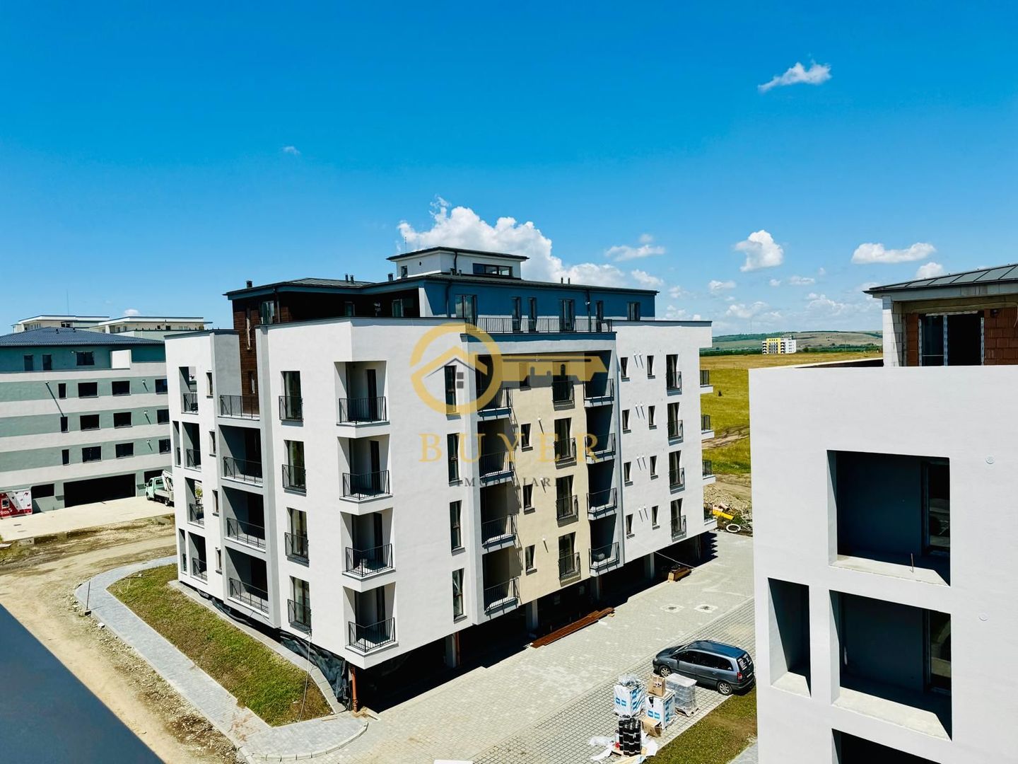 Apartament cu 2 cam si balcon, etaj 1- Bloc cu lift - Poză 5