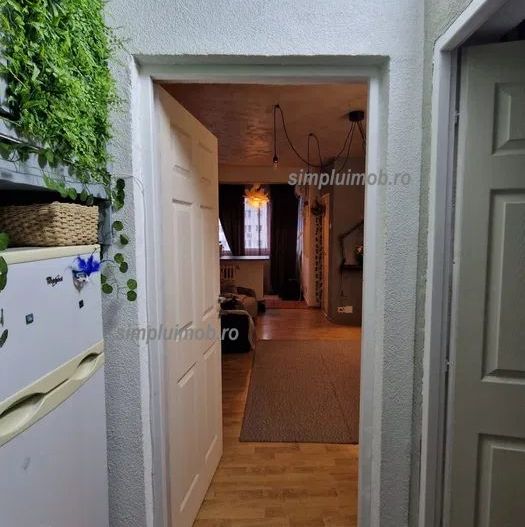 Metrou Dristor garsoniera mobilata renovata - Poză 6