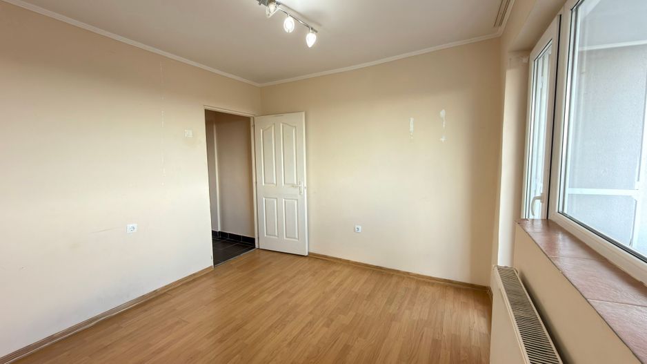 Apartament 3 camere MV1, Etaj IV / Str. Narcisei Nr.9 / Carei - Poză 13