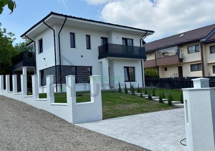 Casă individuală 4 dormitoare, 3 băi, living, bucătărie, 2 terase și balcon – Capăt Cug, la limita cu municipiul Iași - Poză 1