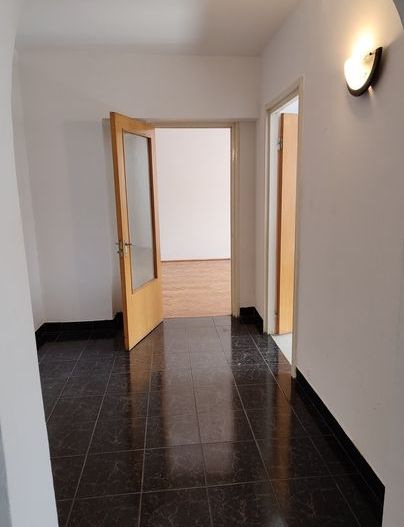 Apartament decomandat 2 min. metrou 1 Decembrie – 53 mp, etaj 4/10 - Poză 3