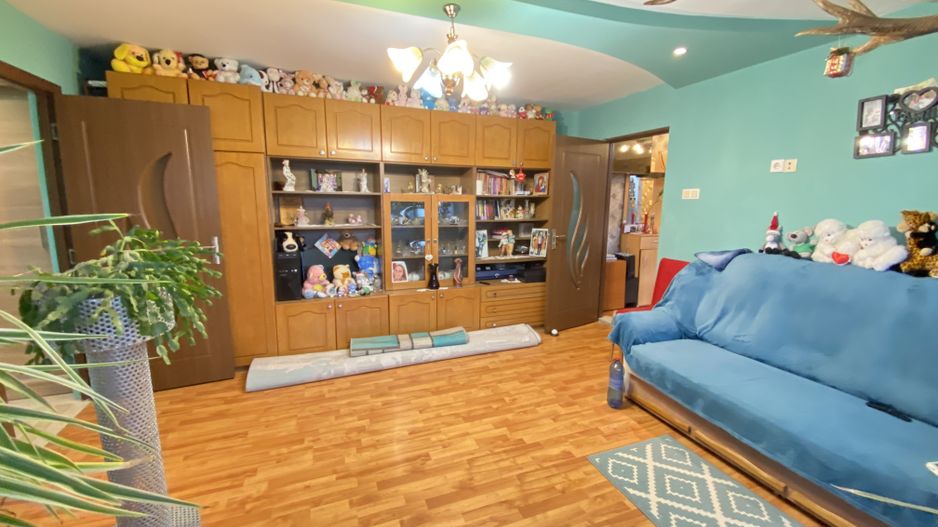 Apartament 2 Camere, 58 mp, Izolat, Renovat, Zona Soarelui, COMISION 0 - Poză 2