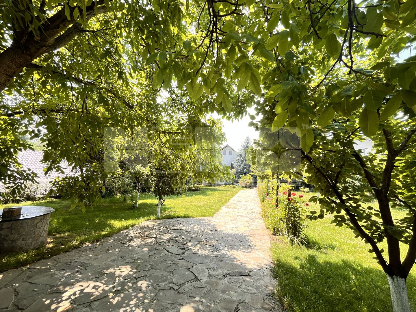Casă/Vila + Teren 13 Ari de Vânzare |Lisaura/Suceava I 280.000 Euro - Poză 32
