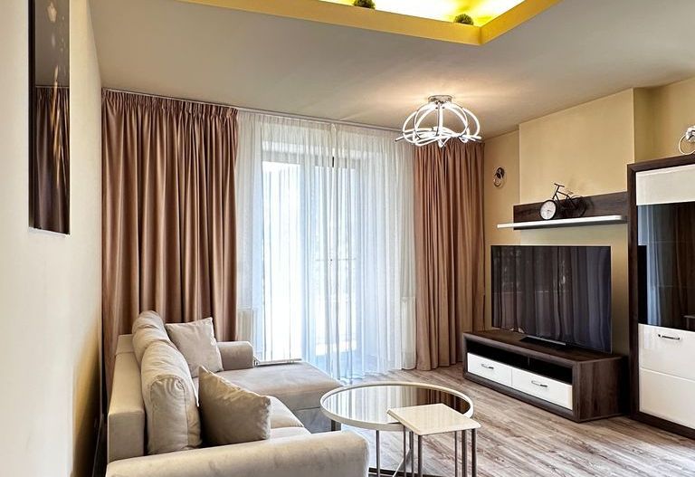 Apartament 3 camere lux, terasă privată, loc parcare inclus,lângă Universitate - Poză 1