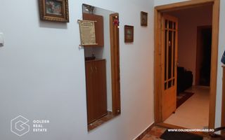 Casa mare, cu 4 apartamente a cate 1, 2, 3 și 4 camere fiecare - Poză 8