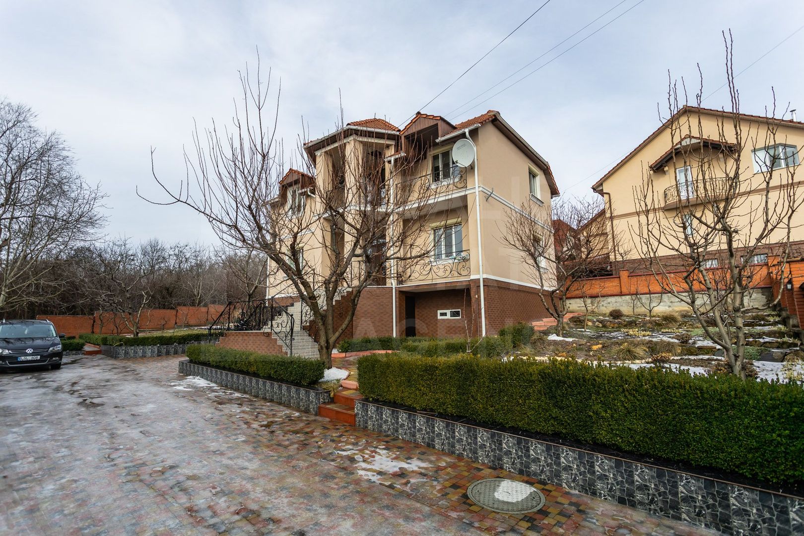 Vânzare, casă, 3 nivele, 200 mp + 10 ari, str. Gura Văii, Rîșcani - Poză 3