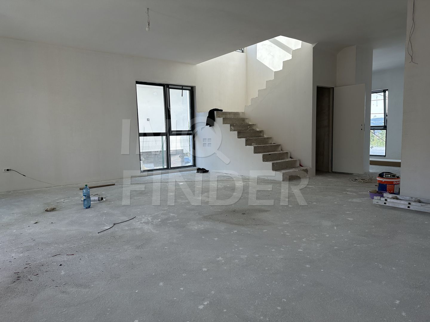 Vanzare vila smart cu piscina, strada privata,  A  Muresanu - Poză 8