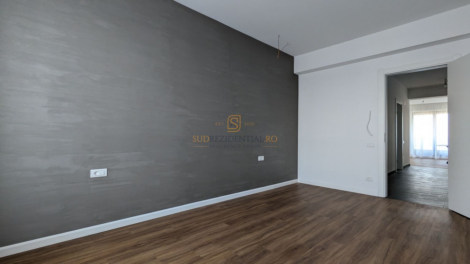 Apartament cu 2 camere de vanzare, zona Parc Tineretului, Sector 4 - Poză 3