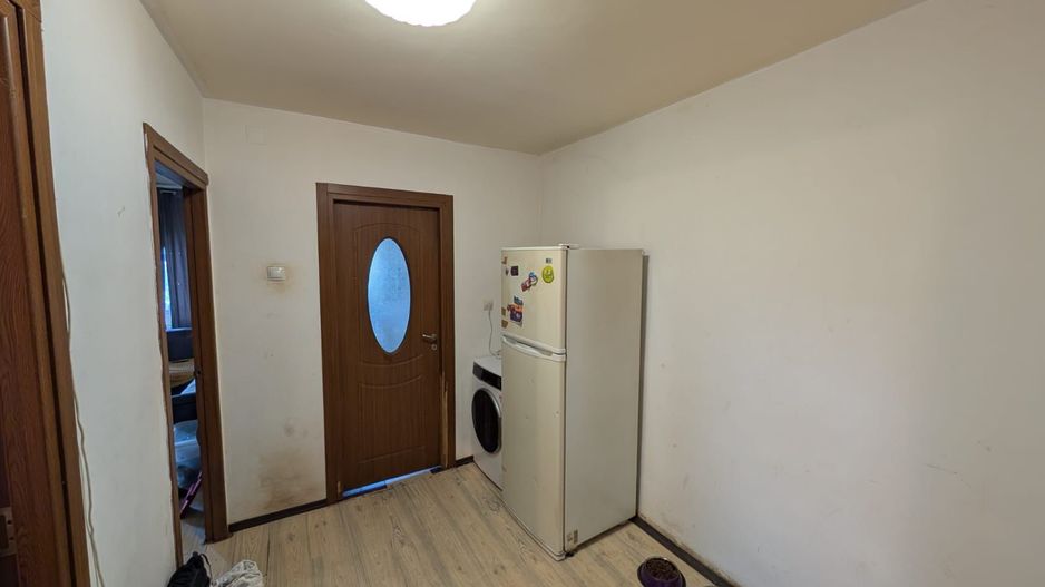 Garsonieră Spațioasă de Renovat în Zona Sebastian - Calea Rahovei - Poză 6