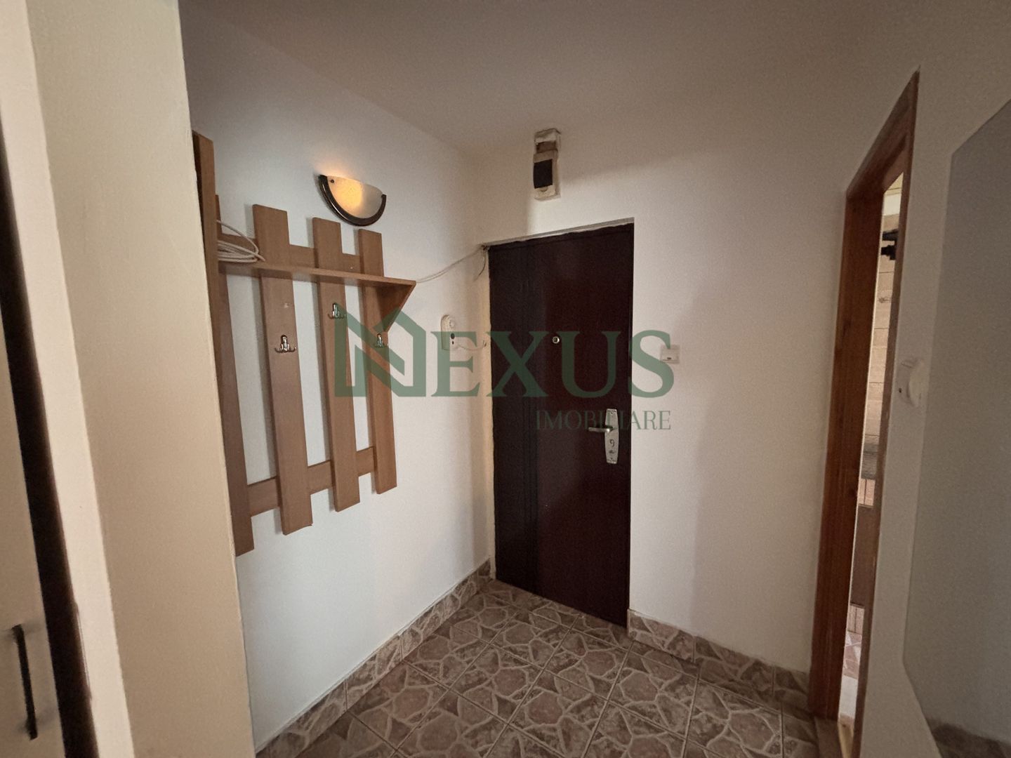 Apartament 2 camere semidecomandat | Stil modern-clasic | Zona Cornișa - Poză 12