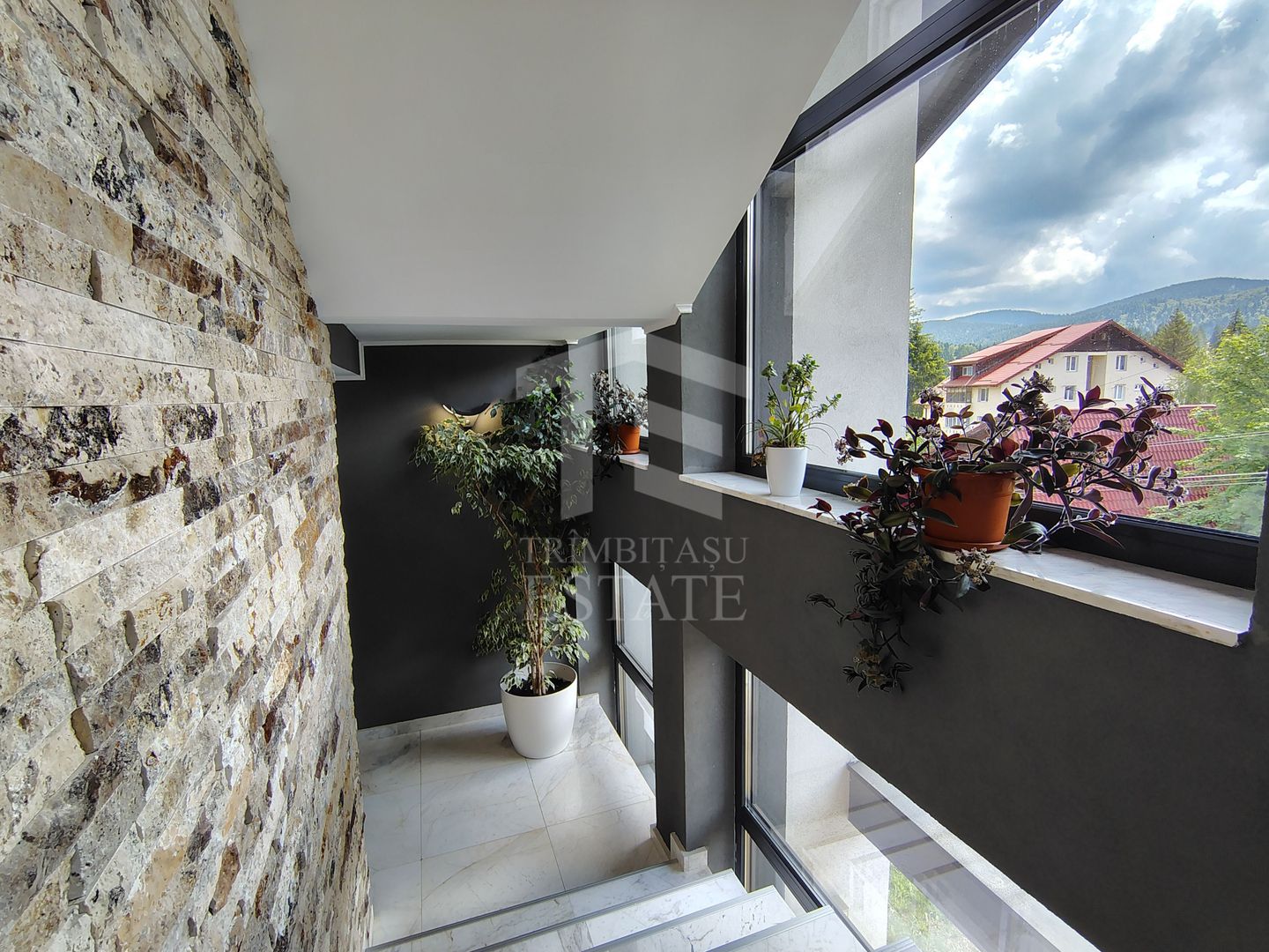 STUDIO centru Predeal | Modern - Poză 17