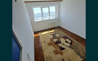 Vand apartament 2 camere - Poză 4