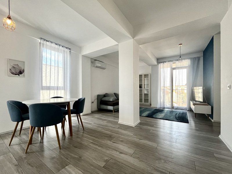Apartament cu 2 camere, primitor si elegant, situat in zona Soarelui- Braytim - Poză 1