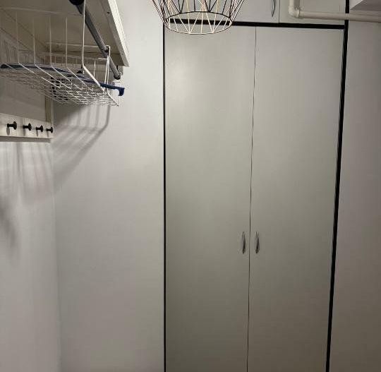 Proprietar - Vand apartament 2 camere mobilat la 5 minute de metrou Jiului - Poză 5