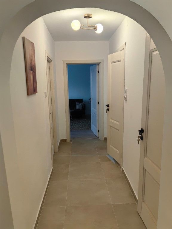 Vand apartament 2 camere Crangasi totul nou removat /mobilat - Poză 7
